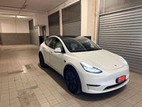 Usata Tesla Model Y 152 kW (208 CV) 2025 Bianco SUV