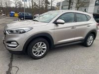 Second-hand Hyundai Tucson 116 CP (85 kW) 2016 Gri SUV