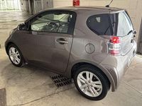 Usata Toyota iQ Executive 101 CV (74 kW) 2012 Utilitaria