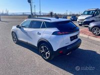 Usata Peugeot 2008 Allure 131 CV (96 kW) 2024 Bianco metallizzato SUV