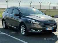 Usata Ford Focus Titanium 125 CV (91 kW) 2015 Grigio Station wagon