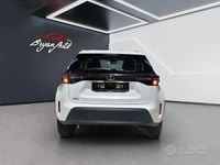 Usata Toyota Yaris Active 116 CV (85 kW) 2023 Bianco Utilitaria