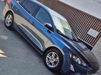 Usata Ford Focus 120 CV (88 kW) 2019 Grigio Station wagon