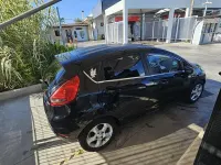 Usata Ford Fiesta 68 CV (50 kW) 2010 Nero Berlina