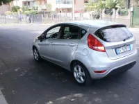 Usata Ford Fiesta Titanium 60 CV (44 kW) 2010 Argento Berlina