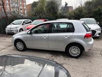 Usata VW Golf VI Comfortline 102 CV (75 kW) 2008 Argento Utilitaria