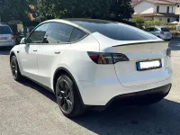 Usata Tesla Model Y 258 kW (351 CV) 2023 Bianco SUV