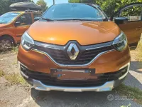 Usata Renault Captur 90 CV (66 kW) 2018 Arancione SUV