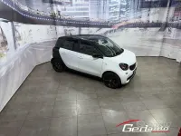 Begagnad Smart ForFour Passion 71 HK (52 kW) 2019 Vit Halvkombi