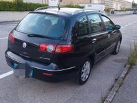 Usata Fiat Croma 150 CV (110 kW) 2007 Nero Station wagon