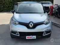 Usata Renault Captur 90 CV (66 kW) 2015 Grigio SUV