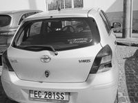 Usata Toyota Yaris 87 CV (63 kW) 2010 Grigio Berlina