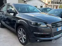 Usata Audi Q7 233 CV (171 kW) 2007 Grigio SUV