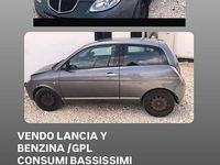 Usata Lancia Ypsilon 77 CV (56 kW) 2007 Grigio Utilitaria