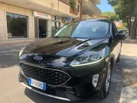 Usata Ford Kuga 120 CV (88 kW) 2022 Nero SUV
