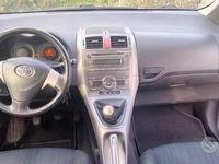Usata Toyota Auris Sol 97 CV (71 kW) 2009 Nero Utilitaria