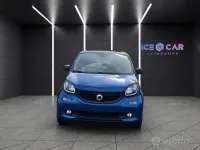 Usado Smart ForFour Passion 71 CV (52 kW) 2017 Azul Utilitario