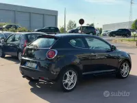 Usata Alfa Romeo MiTo Distinctive 105 CV (77 kW) 2012 Nero Utilitaria