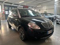 Usata Lancia Ypsilon 60 CV (44 kW) 2009 Nero Utilitaria