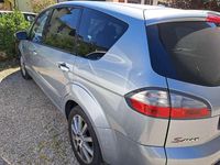 Usata Ford S-MAX Titanium 140 CV (102 kW) 2010 Grigio Monovolume