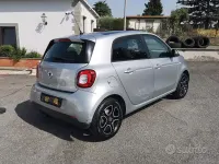 Usata Smart ForFour Passion 71 CV (52 kW) 2018 Argento Utilitaria