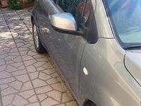 Usata Opel Agila 94 CV (69 kW) 2011 Utilitaria