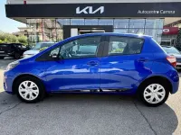 Usata Toyota Yaris Cool 69 CV (50 kW) 2017 Antracite Berlina