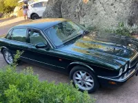 Usata Jaguar XJ Executive 284 CV (208 kW) 1998 Verde Berlina