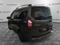 Usata Ford Courier Sport 101 CV (74 kW) 2019 Grigio scuro / metallizzato Monovolume