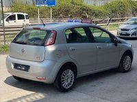 Usata Fiat Punto Street 77 CV (56 kW) 2014 Argento Utilitaria