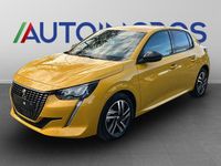 Usata Peugeot 208 Allure 101 CV (74 kW) 2023 Giallo Utilitaria