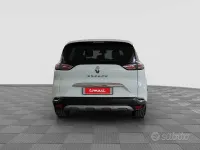 Käytetty Renault Espace Intens 160 HP (117 kW) 2018 Valkoinen Tila-auto