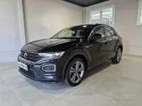 Usata VW T-Roc 150 CV (110 kW) 2021 Nero SUV