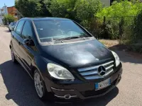 Usata Mercedes B200 Premium 140 CV (102 kW) 2009 Monovolume