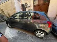 Usata Toyota Yaris 87 CV (63 kW) 2008 Grigio Utilitaria