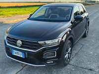 Usata VW T-Roc Advance 150 CV (110 kW) 2018 Nero SUV
