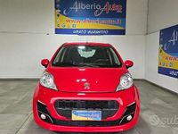 Usata Peugeot 107 Active 68 CV (50 kW) 2012 Rosso Utilitaria