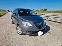 Usata Lancia Ypsilon 69 CV (50 kW) 2013 Grigio Utilitaria