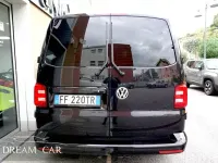 Usata VW T6 150 CV (110 kW) 2016 Nero pastello Furgone