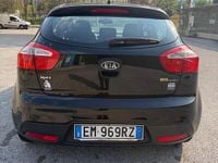 Usata Kia Rio EX 74 CV (54 kW) 2012 Nero Berlina