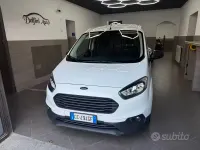 Usata Ford Transit Courier 75 CV (55 kW) 2020 Bianco Furgone