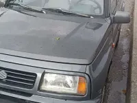 Usata Suzuki Vitara 95 CV (69 kW) 1992 Grigio SUV