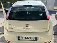 Usata Fiat Grande Punto 77 CV (56 kW) 2014 Bianco Utilitaria