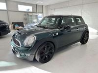 Usata Mini Cooper S 174 CV (127 kW) 2010 Verde Utilitaria