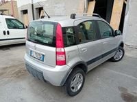 Usata Fiat Panda 4x4 Climbing 75 CV (55 kW) 2011 Utilitaria