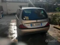 Usata Lancia Ypsilon 60 CV (44 kW) 2000 Utilitaria