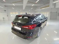 Usata Ford Focus ST 116 CV (85 kW) 2023 Grigio Station wagon
