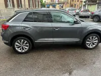 Usado VW T-Roc Style 150 CV (110 kW) 2019 Gris SUV