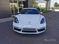 Usata Porsche 718 Cayman 300 CV (220 kW) 2023 Bianco Coupé