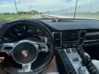 Usata Porsche Panamera 250 CV (183 kW) 2012 Nero Utilitaria